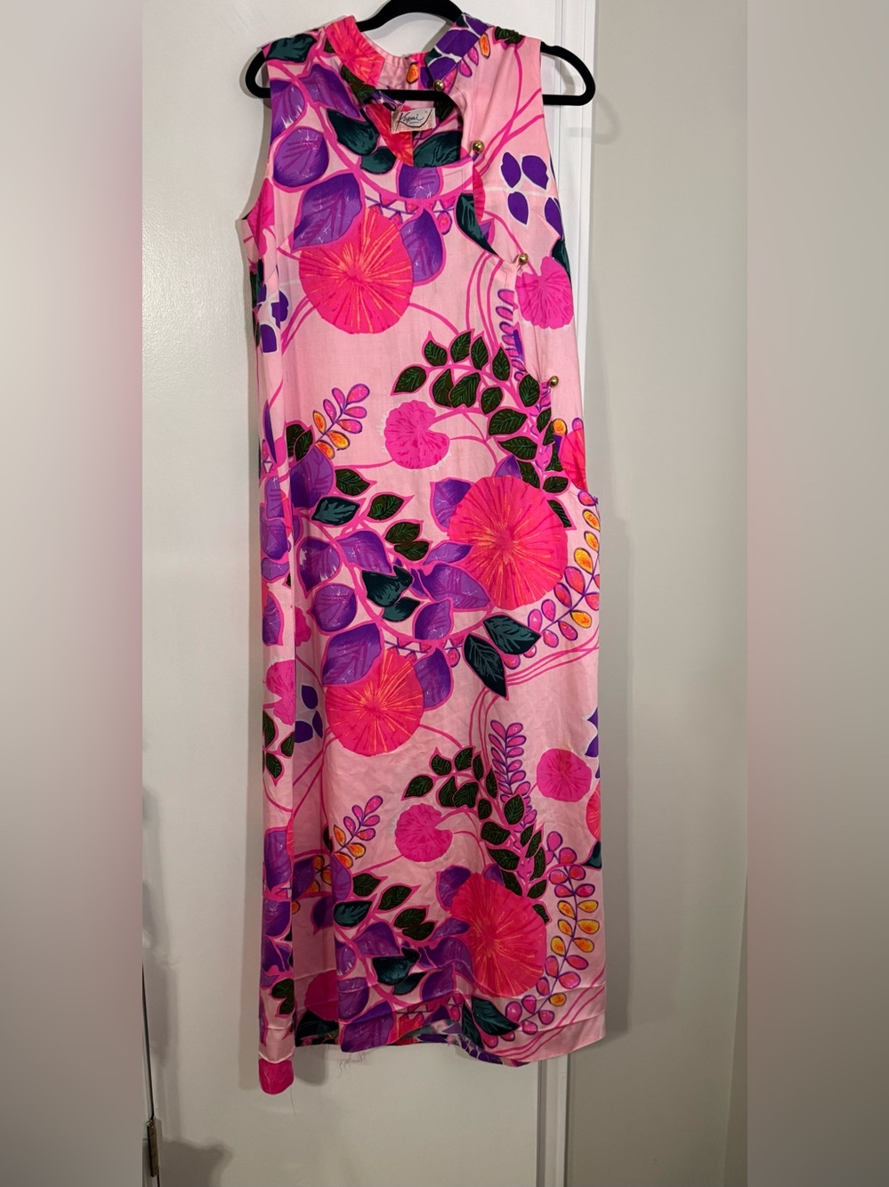 Kiyomi Collectors Vintage 1960s 70s Hawaiian maxi  Floral teatimer hostess gown